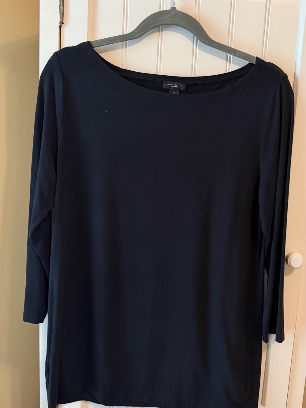 Ann Taylor Factory Black Rayon Stretch Tunic Top Size M 3/4 Sleeve